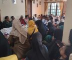 Program Tazkira MTsN 17 Tanah Datar Kunjungi Rumah Duka Ibu Masna, Tanamkan Nilai Empati dan Kepedulian Sosial