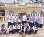 GEBER MAS: Dari Masjid Baiturrahman, MTsN 17 Tanah Datar Tumbuhkan Kepedulian dan Gotong Royong